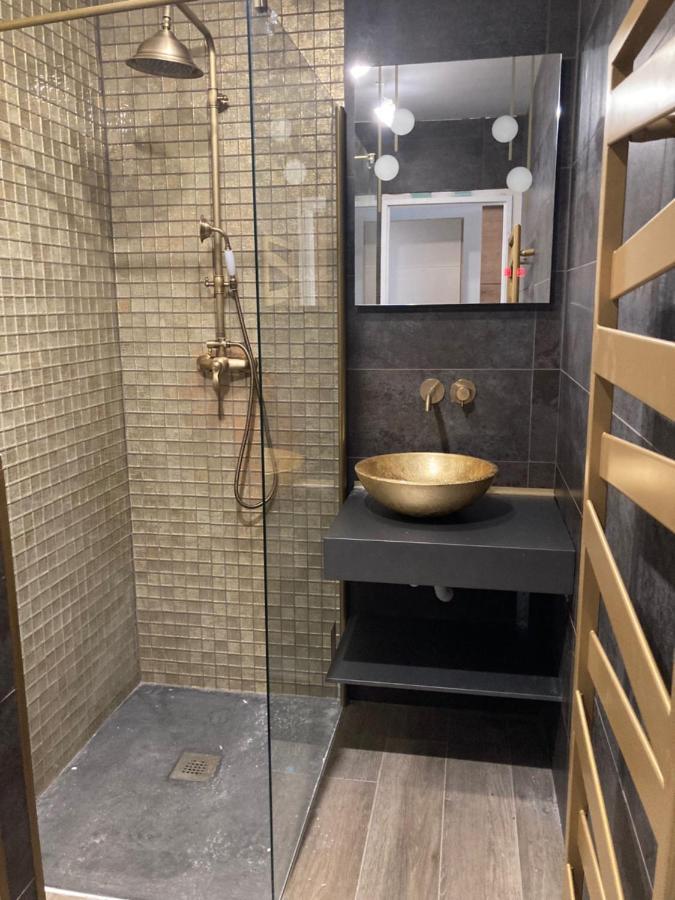Comme A La Maison Pres De La Dolce Via Saint-Fortunat-sur-Eyrieux Luaran gambar